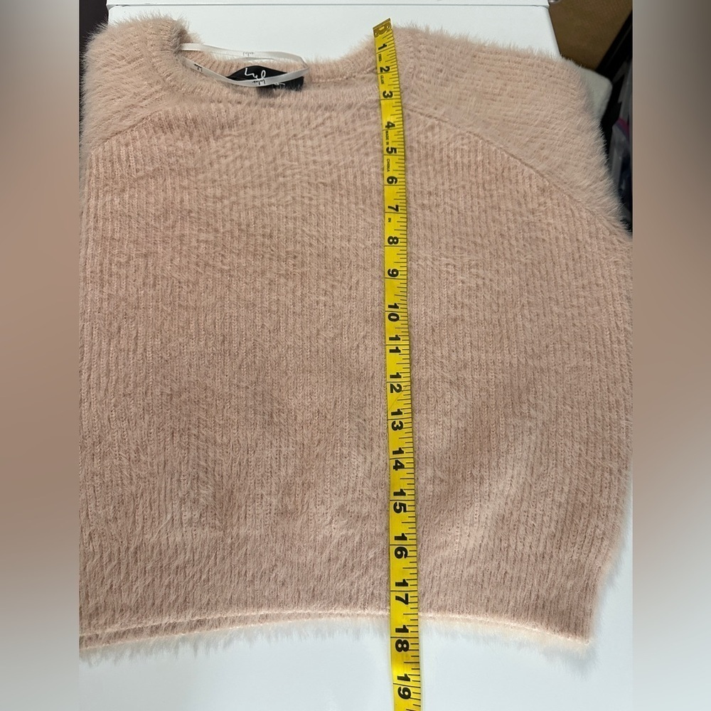 NEW Lulus Love Me Sweetly Blush Pink Eyelash Knit Sweater Crew Neck Sz S - Picture 8 of 11